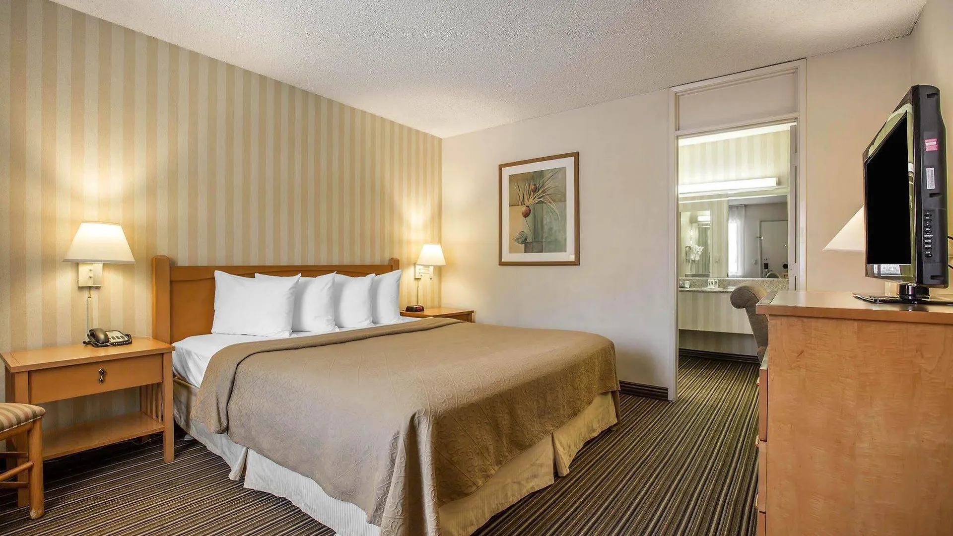 Travelodge By Wyndham Palm Springs 3*,